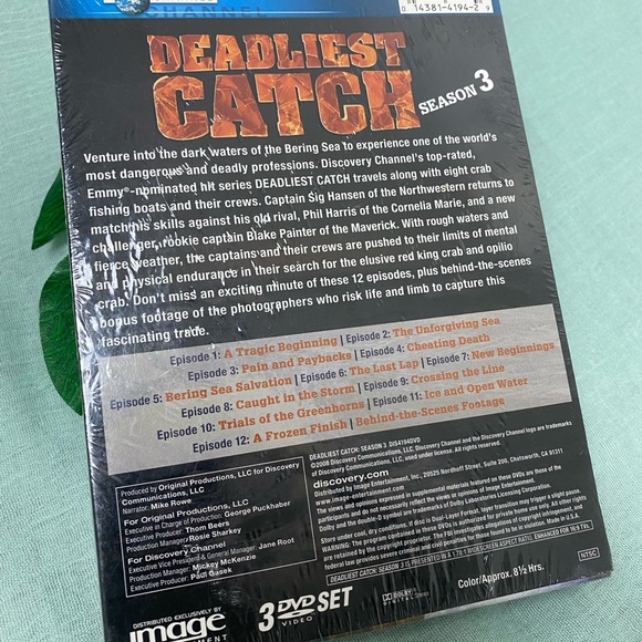 🎈Sale 🎈2 for $10 NWOT Deadliest Catch season 3 three disc set Sig Phil Blake - Picture 3 of 8